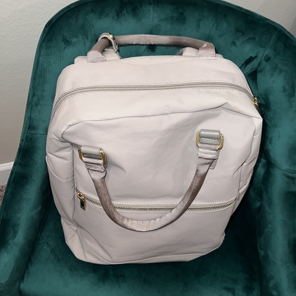 Grey BackPack - Picture 2 of 3